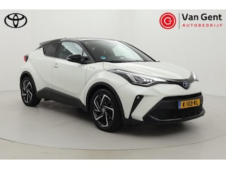 Toyota C-HR 2.0 Hybrid Bi-Tone | Trekhaak | Navigatie | Apple Carplay / Android Auto | Dodehoek detectie | JBL | Stoelverwarming | Full LED | Parkeersensoren voor/achter | Keyless | Adaptive Cruise | Clima | 18 inch