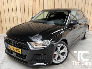 Audi A1 Sportback 25 TFSI epic Zwart optiek | Bang&olufsen Audio installatie | Getint glas | 18 inch lichtmetalen velgen | Rode remklauwen | Airconditioning | Isofix | Cruise control