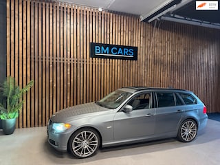 BMW 3-serie Touring 318i Business Line Automaat, Pano, Navi