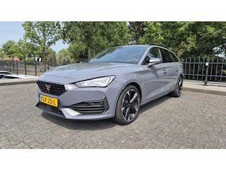 Cupra Leon 1.5 eTSI | Business Edition PLUS | Trekhaak | Navi | Camera | PDC | ECC | LED | Cruise Ctrl. |