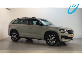 Skoda Kodiaq 1.5 TSI 150pk DSG Sportline Business Stoelverwarming Trekhaak Sfeerverlichting Navigatie