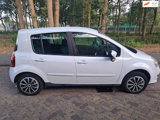 Renault Modus 1.2-16V Night & Day