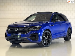 Volkswagen Touareg 3.0 TSi eHybrid 4MOTION R Puglia | LUCHTVERING | PANO | MASSAGE | KOELING | TREKHAAK | 22 INCH | MEMORY | 360