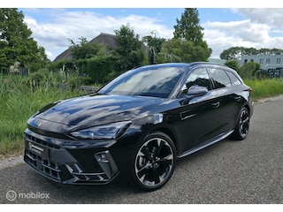 Cupra Leon 1.5 eTSI VZ / Pano / Kuipstoelen