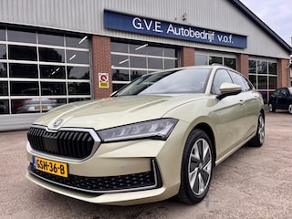 Skoda Superb 1.5 TSI MHEV F. ED. NAP LOGISCH.