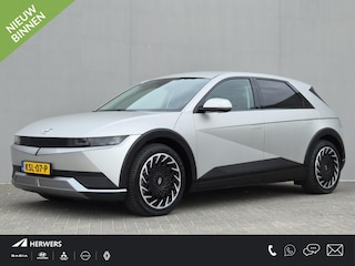Hyundai Ioniq 5 Connect 77.4 kWh / SOH 98% / Fabrieksgarantie tot 12-2029 / Trekgewicht 1600 kg / CCS snelladen / All season banden / Stuur- Stoel & Achterbank verwarming / Warmtepomp / Achteruitrijcamera / Elektrische achterklep / Apple Carplay Android Auto /