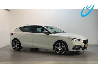 Seat Leon 1.0 TSI FR Business Intense Camera Virtual Cockpit Stoelverwarming Navigatie