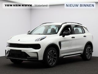 Lynk & Co 01 1.5 Core Automaat / Adaptieve Cruise Control / Achteruitrijcamera / Parkeersensoren voor en achter / VOORRAADACTIE! € 43.145.- VOOR € 36.490,-