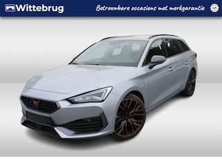 Cupra Leon 1.4 e-Hybrid 245pk Performance DSG Automaat / Navigatie / LM 19 inch / Camera / Park Assist / Full LED / Wegkl trekhaak