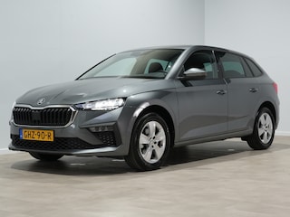 Skoda Scala 1.0 TSI Selection Apple CarPlay PDC Climate 16" 21