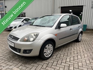Ford Fiesta 1.4-16V SUMMER EDITION