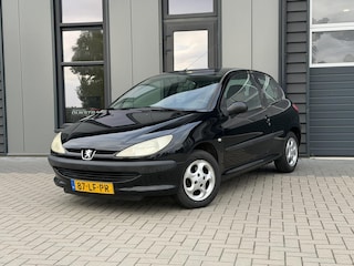 Peugeot 206 1.4 X-line