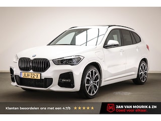 BMW X1 xDrive25e | PANORAMADAK | STOELVERWARMING | DAB | APPLE | CAMERA | 19"