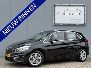 BMW 2-serie Tourer 220i High Executive Automaat Navigatie/LED.