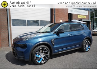 Lynk & Co 01 1.5 261PK! NL AUTO DEALER ONDERHOUDEN RECENT ONDERHOUD GEHAD 360CAMERA PANORAMADAK 6,6KWH LADER 20INCH STOELVERWARMING ADAPTIEVE CRUISE ANDROID-APPLECARPLAY NAVI CLIMA PDC V+A ENZ...