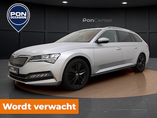 Skoda Superb Combi 1.4 TSI iV Ambition | Trekhaak | ACC | Parkeerhulp | Stoelverwarming | LED | Carplay | Getint Glas | 17'' |
