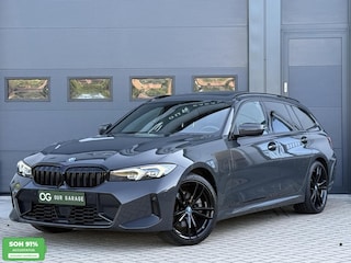 BMW 3-serie Touring 320e xDrive M-Sport|ACC|Pano|Head Up|Trekhaak|19''