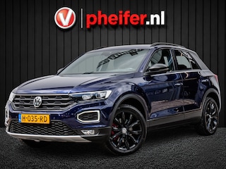 Volkswagen T-Roc 1.5 TSI 150pk Sport Trekhaak/ Stoelverwarming/ Virtual dash/ Camera/ LED/ Adapt. cruise