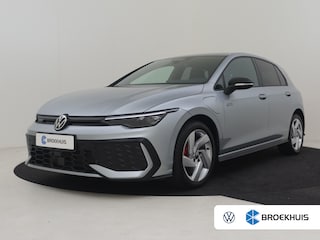 Volkswagen Golf 1.5 eHybrid GTE 272PK DSG/AUTO | 360gr camera | Parkeerassistent | Head-up Display | Stoel/stuurverwarming | App connect | Dodehoek detectie |IQ Lights | DAB | 17"LMV