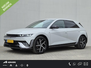 Hyundai Ioniq 5 N Line Limited AWD 84 kWh / SOH 98% / Dealer onderhouden / Fabrieksgarantie tot 03-2030 / CCS snelladen / All season banden / Warmtepomp / Rondomzicht camera / Trekgewicht 1600 kg / Head Up Display  / Bose Audio Systeem / Stuur- Stoel & Achterbank verwarming / Stoelventilatie /