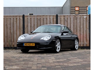 Porsche 911 Cabrio 3.6 Carrera 4