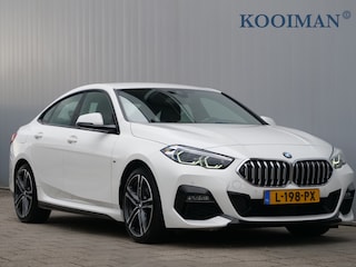 BMW 218i Business Edition 136 Pk Automaat M-pakket / Navi / DAB / Apple Carplay