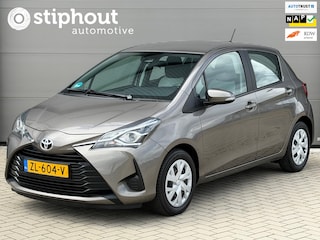 Toyota Yaris 1.0 VVT-i Active | Dealer onderhouden | Trekhaak | Camera | All Season | NL auto
