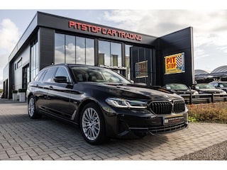 BMW 5-serie Touring 530e xDrive, Pano, Volleder, Comfortstoelen, 360 Camera