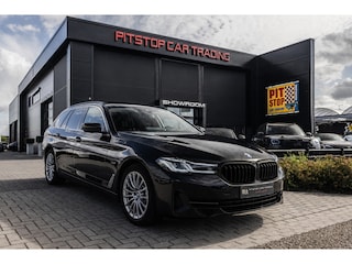 BMW 5-serie Touring 530e xDrive, Pano, Volleder, Comfortstoelen, 360 Camera
