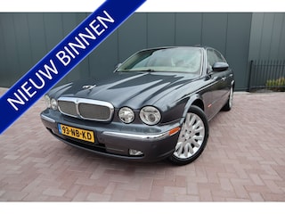 Jaguar XJ 3.5 V8 Executive Automaat Schuifdak  Leder Navigatie  Etc. Etc.