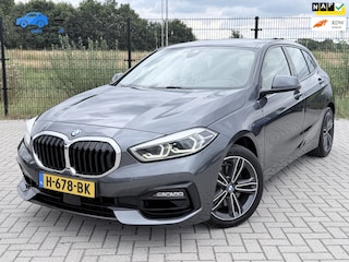 BMW 118i Executive Edition | Carplay | PDC | Navi | Sportstuur