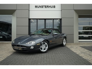 Jaguar XK 4.2 V8 Convertible | Cruise control |
