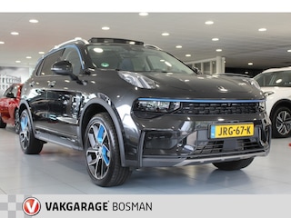 Lynk & Co 01 1.5/CAMERA/CARPLAY/PANO