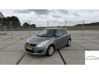 Suzuki Swift 1.2 Sport | 16" LM VELGEN | AIRCO | EXTRA GETINTE ACHTERRAMEN