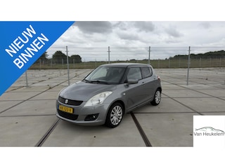 Suzuki Swift 1.2 Sport | 16" LM VELGEN | AIRCO | EXTRA GETINTE ACHTERRAMEN