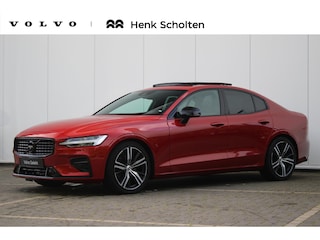 Volvo S60 B3 Automaat R-Design | Black Edition Emblemen | Schuif/Kanteldak | Parkeercamera | Parkeerverwarming | BLIS | Parkeersensoren voor + achter | 19'' Lichtmetalen velgen | Adaptive Cruise & Pilot Assist | Stoelverwarming |