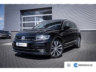 Volkswagen Tiguan 1.4 TSI ACT Highline | Chroom delen exterieur | Elektrisch glazen panorama-dak | Lichtmetalen velgen 20"