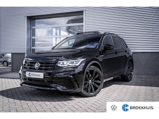 Volkswagen Tiguan 1.5 TSI R-Line | Cruise control adaptief | Elektrisch bedienbare achterklep met sensorsturing | Elektrisch glazen panorama-dak