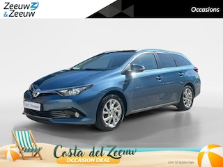 Toyota Auris Touring Sports 1.8 Hybrid Lease | Automaat | Dealer Onderhouden | Panorama Dak | Trekhaak | Bluetooth | Navigatie | Cruise & Climate Control | 12 Maanden BOVAG Garantie