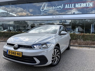 Volkswagen Polo 1.0 TSI Life Airco - Apple carplay - Parkeersensoren - Led verlichting - Radio - Cruise control - Bluetooth - Stuur multifunctioneel - Elektrische ramen - Licht metalen velgen 15 inch
