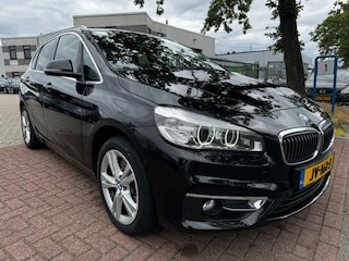 BMW 2-serie Tourer 225xe Plugin Hybride Centennial High Executive Automaat Airco/ECC,Navigatie,Leder,HUD