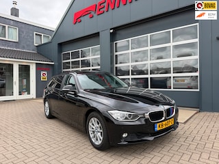 BMW 3-serie Touring 320i High Executive Sport / Pano / Keyless / DAB / Trekhaak