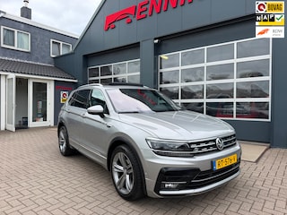 Volkswagen Tiguan 1.4 TSI ACT Comfortline Business R-Line / Pano / ACC / Massage / Trekhaak.
