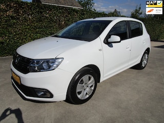 Dacia Sandero 0.9 TCe Tech Road airco, navi,automaat nieuw ,
