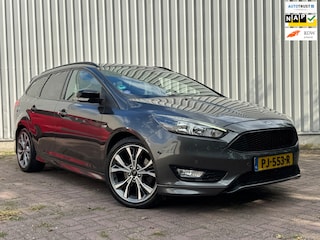 Ford Focus Wagon 1.5 ST-Line Navi Carplay Trekhaak 182PK