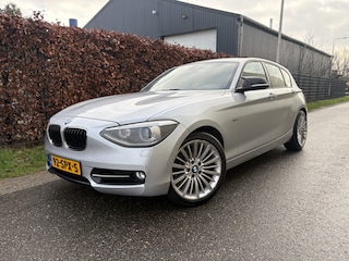 BMW 118i Business / AIRCO / NAVI / CRUISE