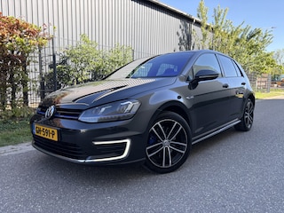 Volkswagen Golf 1.4 TSI GTE / AUTOMAAT / NAVI / CRUISE