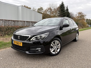 Peugeot 308 SW 1.2 PureTech Blue Lease Executive / PANORAMADAK / NAVI / CRUISE