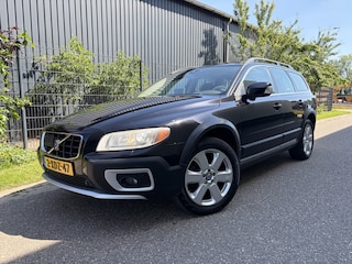 Volvo XC70 3.2 Summum / AUTOMAAT / LEER / SCHUIFDAK / KINDERZITJES / VOL OPTIES