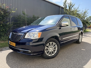 Chrysler Town & Country 3.6 V6 / AUTOMAAT / STOW N GO / 7 PERSOONS / DVD / NAVI / CRUISE